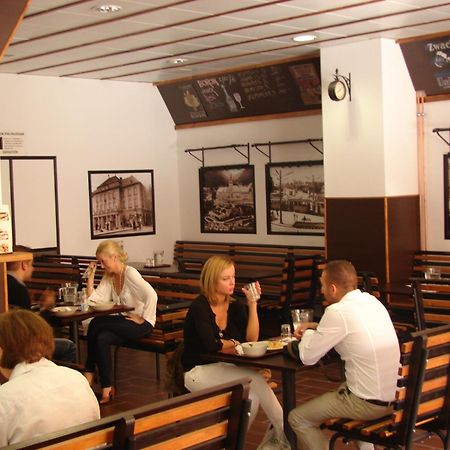 Bed and Breakfast Promenade Panzio Miskolc Exterior foto