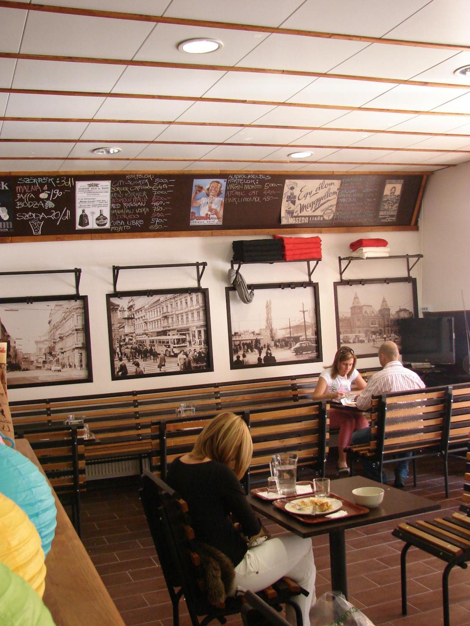 Bed and Breakfast Promenade Panzio Miskolc Exterior foto