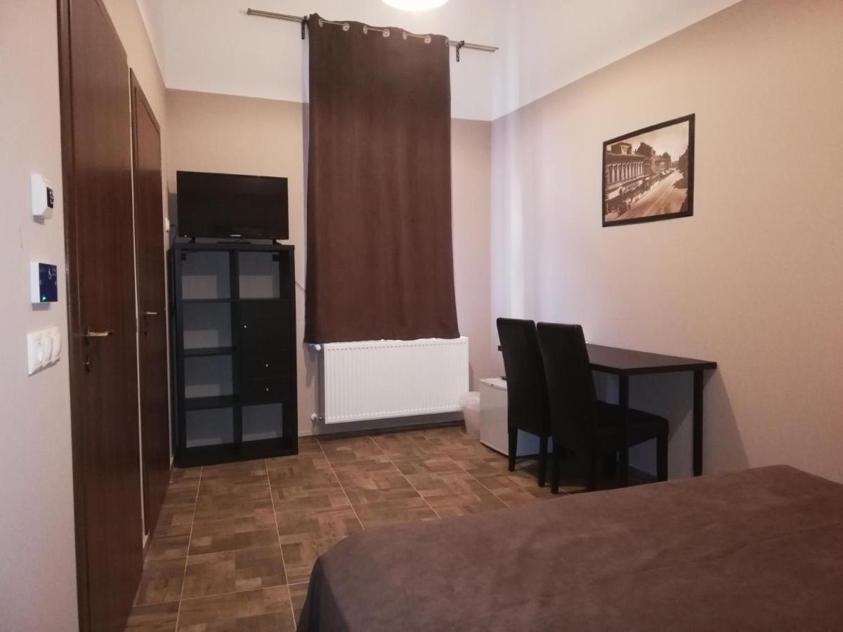 Bed and Breakfast Promenade Panzio Miskolc Exterior foto