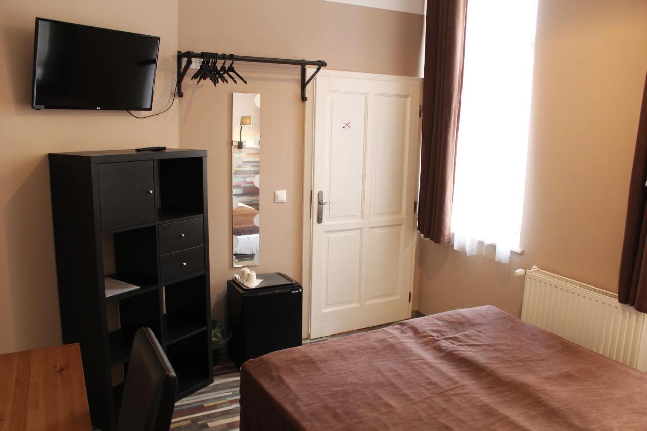 Bed and Breakfast Promenade Panzio Miskolc Exterior foto
