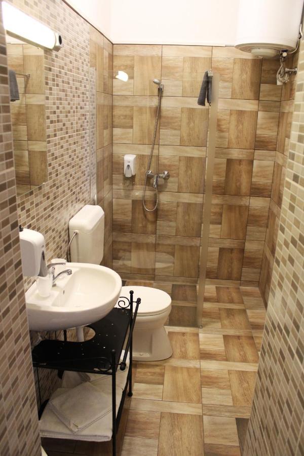 Bed and Breakfast Promenade Panzio Miskolc Exterior foto